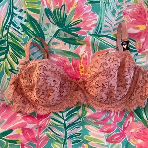 NWT bra